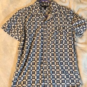 Fitted Short Sleeve Button Up Forever 21 Small S